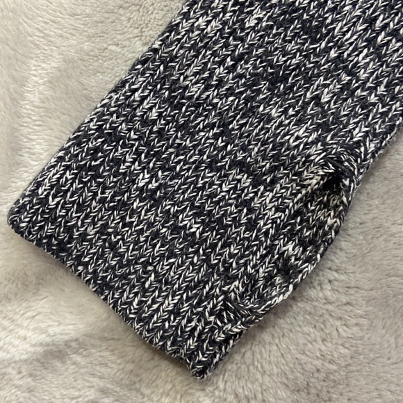 Ivivva Feeling Toasty wrap sweater navy and white size 14 with pockets - Picture 3 of 9